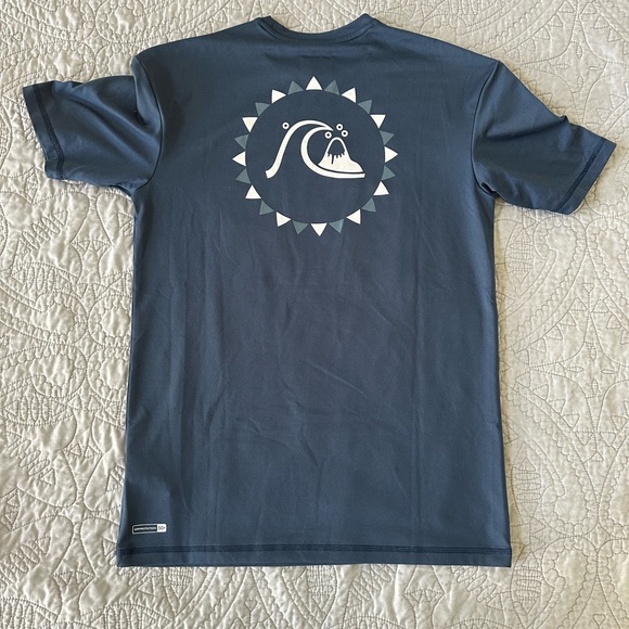 Quicksilver Surf Shirt - Picture 2 of 4